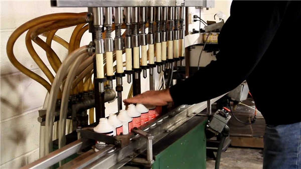 Vysoko kvalitné automatické toaletné bieliace plniace zariadenie